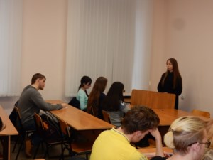 Для студентов проходят занятия в Школе добровольца
