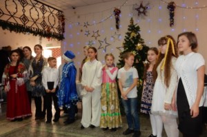 Серафимовский храм Саратова проводит Рождественские праздники