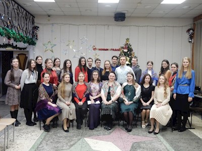 В Саратове прошла молодежная рождественская вечерка