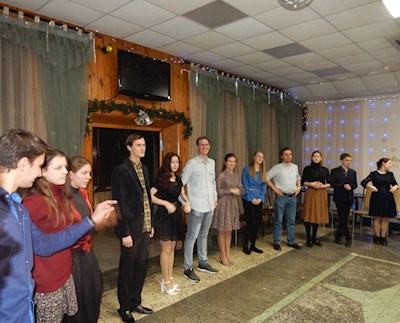 В Саратове прошла молодежная рождественская вечерка