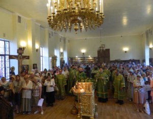 Всенощное бдение в храме преподобного Серафима Саровского
