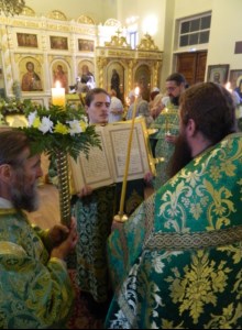 Всенощное бдение в храме преподобного Серафима Саровского