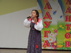 Воспитанницы «Солнечного» представили лагерь на «Радуге талантов»