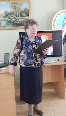 Священник стал гостем музыкального вечера в Петровской центральной библиотеке