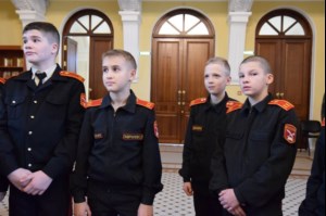 Саратовскую семинарию посетили учащиеся кадетской школы