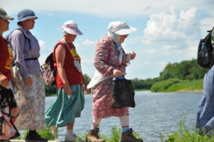 Более 400 километров позади у участников крестного хода в честь царственных страстотерпцев