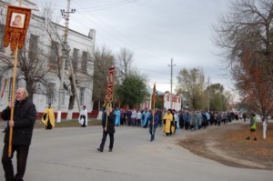 В Хвалынске прошел праздничный крестный ход