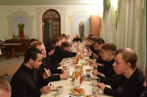 Состоялась паломническая поездка студентов семинарии по святыням Саратовской митрополии