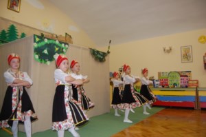 В «Колоске» прошел концерт, посвященный Дню матери