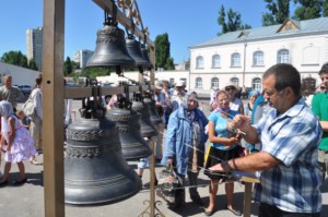 В Саратове побывал колокол «Александр Невский»
