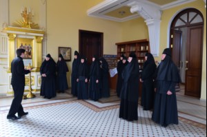 В Саратовской семинарии начали работу курсы базовой подготовки в области богословия для монашествующих