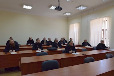 Завершилось обучение очередной группы священнослужителей на курсах повышения квалификации