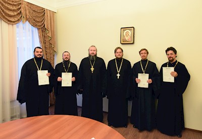 В СПДС завершилось обучение очередной группы священнослужителей на курсах повышения квалификации