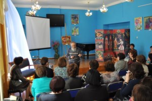 Писатель Николай Лобастов поделился своими взглядами на русскую литературу и ее преподавание с работниками министерства культуры Саратовской области