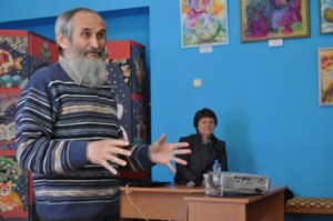Писатель Николай Лобастов поделился своими взглядами на русскую литературу и ее преподавание с работниками министерства культуры Саратовской области