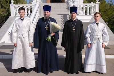 Митрополит Игнатий совершил всенощное бдение в Вознесенско-Пантелеимоновском храме с. Усть-Курдюм
