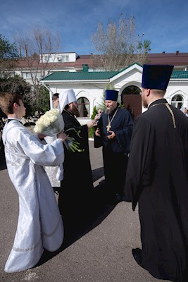Митрополит Игнатий совершил всенощное бдение в Вознесенско-Пантелеимоновском храме с. Усть-Курдюм
