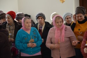 В новом храме мучеников Адриана и Наталии совершен чин положения Антиминса