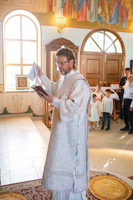 Митрополит Игнатий совершил всенощное бдение в Вознесенско-Пантелеимоновском храме с. Усть-Курдюм