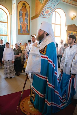 Митрополит Игнатий совершил всенощное бдение в Вознесенско-Пантелеимоновском храме с. Усть-Курдюм
