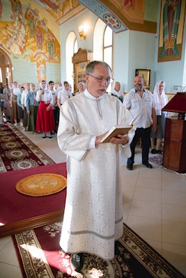 Митрополит Игнатий совершил всенощное бдение в Вознесенско-Пантелеимоновском храме с. Усть-Курдюм