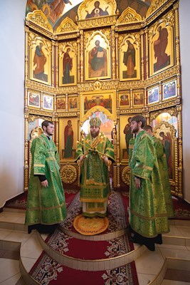 Митрополит Игнатий совершил Божественную литургию в Свято-Иоанновском женском монастыре с. Алексеевка