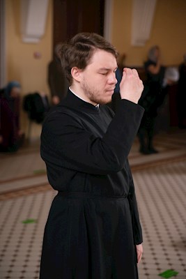 Епископ Варфоломей совершил Божественную литургию в храме святого апостола и евангелиста Иоанна Богослова при СПДС