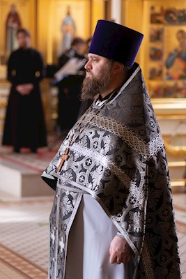 Епископ Варфоломей совершил Божественную литургию в храме святого апостола и евангелиста Иоанна Богослова при СПДС