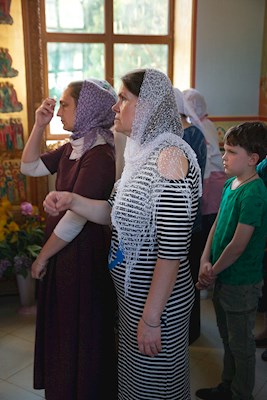 Митрополит Игнатий совершил всенощное бдение в Вознесенско-Пантелеимоновском храме с. Усть-Курдюм