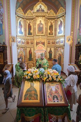 Митрополит Игнатий совершил Божественную литургию в Свято-Иоанновском женском монастыре с. Алексеевка