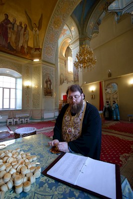 Митрополит Игнатий совершил всенощное бдение в Покровском соборе г. Саратова