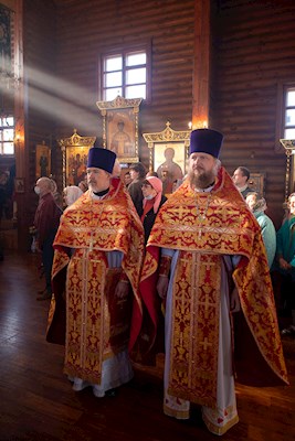 Митрополит Игнатий совершил Божественную литургию в Сретенском храме Саратова