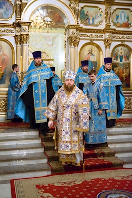 Митрополит Игнатий совершил всенощное бдение в Покровском соборе г. Саратова