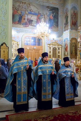 Митрополит Игнатий совершил всенощное бдение в Покровском соборе г. Саратова
