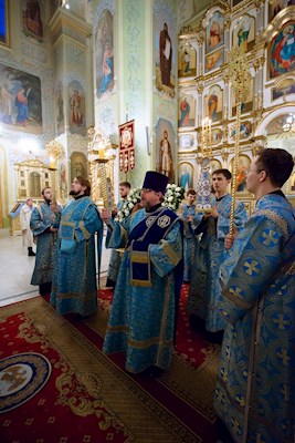 Митрополит Игнатий совершил всенощное бдение в Покровском соборе г. Саратова