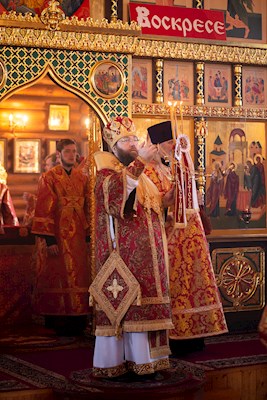 Митрополит Игнатий совершил Божественную литургию в Сретенском храме Саратова