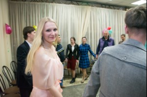 В Саратове прошла пасхальная молодежная вечерка