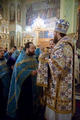 Митрополит Игнатий совершил всенощное бдение в Покровском соборе г. Саратова