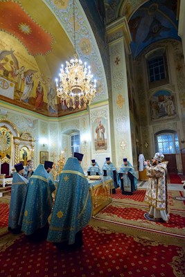 Митрополит Игнатий совершил всенощное бдение в Покровском соборе г. Саратова