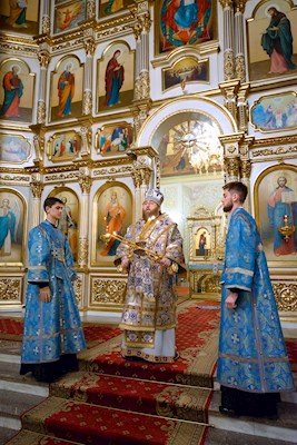 Митрополит Игнатий совершил всенощное бдение в Покровском соборе г. Саратова