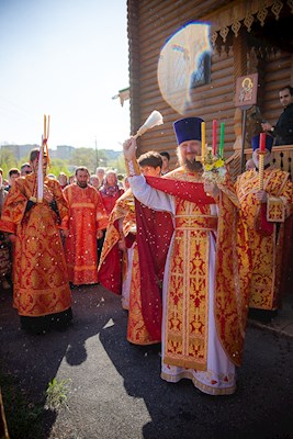 Митрополит Игнатий совершил Божественную литургию в Сретенском храме Саратова