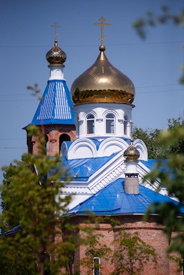 Митрополит Игнатий совершил Божественную литургию в храме Вознесения Господня г. Саратова