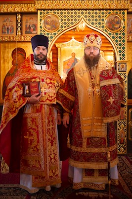 Митрополит Игнатий совершил Божественную литургию в Сретенском храме Саратова