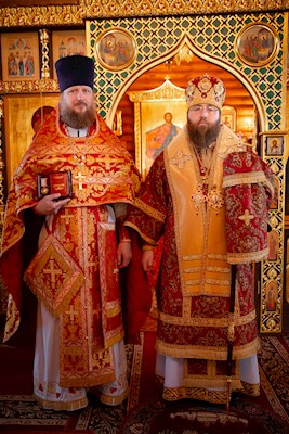 Митрополит Игнатий совершил Божественную литургию в Сретенском храме Саратова