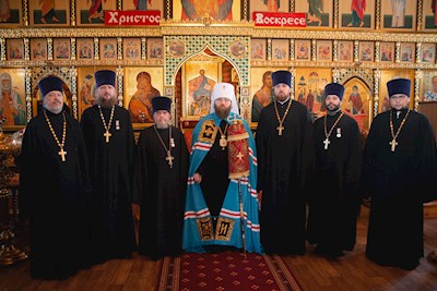 Митрополит Игнатий совершил Божественную литургию в Сретенском храме Саратова