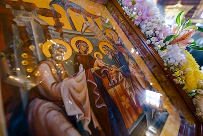 Митрополит Игнатий совершил Божественную литургию в храме в честь Сретения Господня г. Саратова