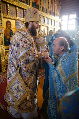 Митрополит Игнатий совершил Божественную литургию в храме в честь Сретения Господня г. Саратова