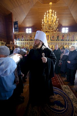 Митрополит Игнатий совершил Божественную литургию в храме в честь Сретения Господня г. Саратова
