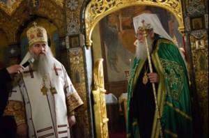 За Божественной литургией в Никольском храме в Софии, завершающей мероприятия памяти архиепископа Серафима (Соболева), молился Святейший Патриарх Болгарский Неофит