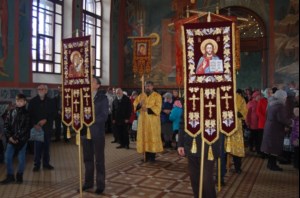 В Хвалынске в День народного единства прошел крестный ход